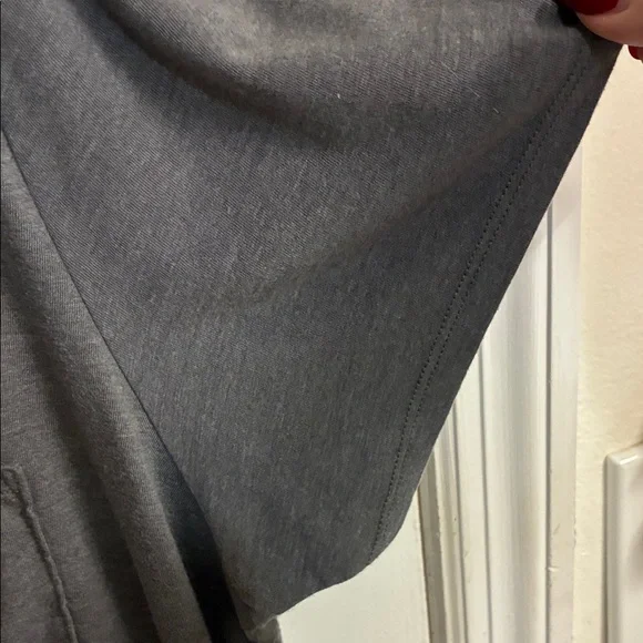 The North Face Women's Short Sleeve Gray Pocket Tee Sz XXL - Picture 3 of 9